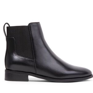 Blondo Callie Waterproof Leather Chelsea Boots Size 6.5 Black Worn Once EUC